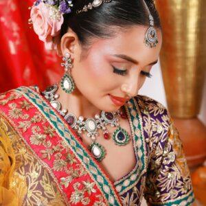 Stylish Multi Color Set