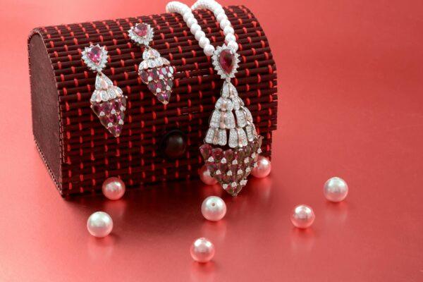 Red Necklace Set
